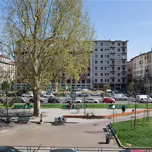 Apartment Naviglio Dream - Via Codara, Milan
